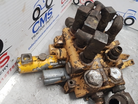 Ford 655, 655a, 550, 555, 555a Digger Loader Control Hydraulic Valve Complete - Hydraulický ventil pre Rýpadlo-nakladač: obrázok 4 Ford 655, 655a, 550, 555, 555a Digger Loader Control Hydraulic Valve Complete - Hydraulický ventil pre Rýpadlo-nakladač: obrázok 4