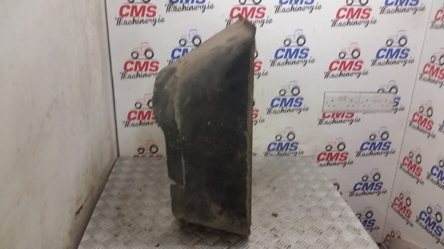 Ford 6710, 7710 Radiator Cowling E5nn8146ba, E5nn8146da - Chladiaci systém pre Traktor: obrázok 4 Ford 6710, 7710 Radiator Cowling E5nn8146ba, E5nn8146da - Chladiaci systém pre Traktor: obrázok 4