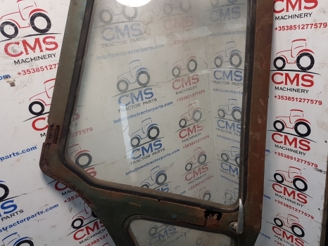 Ford 7600, 7710, 6600 Tw10, Tw10 Q Cab Door Right Assembly Rusty D8nn9420124bc - Dvere a diely pre Traktor: obrázok 4 Ford 7600, 7710, 6600 Tw10, Tw10 Q Cab Door Right Assembly Rusty D8nn9420124bc - Dvere a diely pre Traktor: obrázok 4