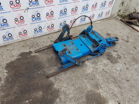 Ford 7740, 40 Series, Pick Up Hitch Complete E9nne936ab12b, 81875162 - Rám/ Podvozok: obrázok 2 Ford 7740, 40 Series, Pick Up Hitch Complete E9nne936ab12b, 81875162 - Rám/ Podvozok: obrázok 2