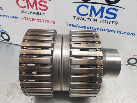 Ford New Holland 40 And Ts Series, 8240 Rear Clutch Housing, 82036853, 82016096 - Spojka a diely pre Poľnohospodárske stroje: obrázok 2 Ford New Holland 40 And Ts Series, 8240 Rear Clutch Housing, 82036853, 82016096 - Spojka a diely pre Poľnohospodárske stroje: obrázok 2