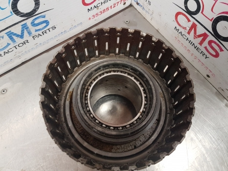 Ford New Holland 40 And Ts Series Rear Clutch Housing Rusty 82036853, 82016096 - Spojka a diely: obrázok 3 Ford New Holland 40 And Ts Series Rear Clutch Housing Rusty 82036853, 82016096 - Spojka a diely: obrázok 3