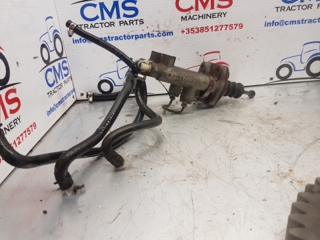 Ford New Holland 40, Ts, Ts6000 Series Brake Master Cylinder 81869963, 81866911 - Brzdový valec pre Traktor: obrázok 1 Ford New Holland 40, Ts, Ts6000 Series Brake Master Cylinder 81869963, 81866911 - Brzdový valec pre Traktor: obrázok 1