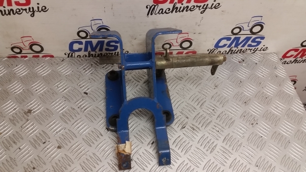 Ford New Holland Wheel Steering Support D5nn3b718b D8nn3b718ba - Riadenia pre Traktor: obrázok 1 Ford New Holland Wheel Steering Support D5nn3b718b D8nn3b718ba - Riadenia pre Traktor: obrázok 1