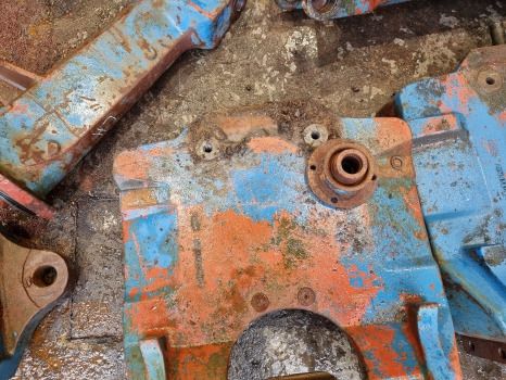 Ford Tw, 30 Series, Front Axle Support 9625687, E1nn3a042ha - Predná náprava: obrázok 2 Ford Tw, 30 Series, Front Axle Support 9625687, E1nn3a042ha - Predná náprava: obrázok 2