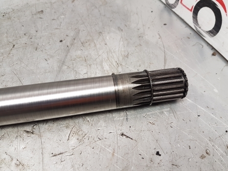 International Case 75, 85 Series , 685, 785, 885 Pto Drive Shaft Front 536748r1 - Poloos pre Traktor: obrázok 3 International Case 75, 85 Series , 685, 785, 885 Pto Drive Shaft Front 536748r1 - Poloos pre Traktor: obrázok 3