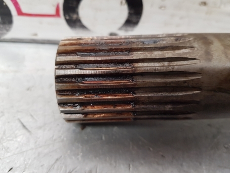 John Deere 1350, 1550, 1750, 1950 Transmission Pto Drive Shaft 540 L41944 - Poloos pre Traktor: obrázok 4 John Deere 1350, 1550, 1750, 1950 Transmission Pto Drive Shaft 540 L41944 - Poloos pre Traktor: obrázok 4