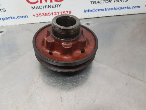 John Deere 1630, 2030, 1950 Crankshaft Pulley R59312 - Napinák remeňa pre Poľnohospodárske stroje: obrázok 2 John Deere 1630, 2030, 1950 Crankshaft Pulley R59312 - Napinák remeňa pre Poľnohospodárske stroje: obrázok 2