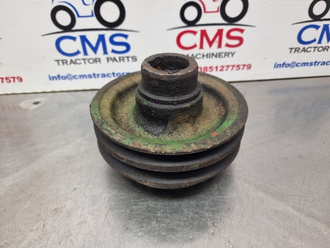 John Deere 1950, 2040, 2140, Crankshaft Pulley R70443 - Napinák remeňa pre Traktor: obrázok 1 John Deere 1950, 2040, 2140, Crankshaft Pulley R70443 - Napinák remeňa pre Traktor: obrázok 1