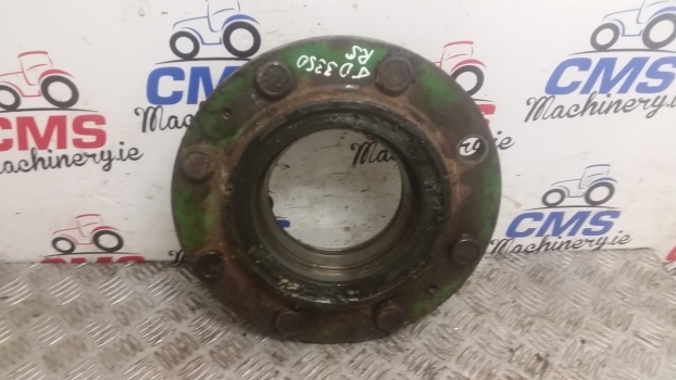 John Deere 40, 41, 50, 55 Series 2950, 3050, 3150, 3350 Front Axle Hub L41928 - Náboj pre Traktor: obrázok 1 John Deere 40, 41, 50, 55 Series 2950, 3050, 3150, 3350 Front Axle Hub L41928 - Náboj pre Traktor: obrázok 1