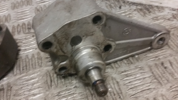John Deere 6010, 6110, 6210, 6310, 3200, 6020, 6220 Engine Oil Pump Re504914 - Olejové čerpadlo pre Traktor: obrázok 4 John Deere 6010, 6110, 6210, 6310, 3200, 6020, 6220 Engine Oil Pump Re504914 - Olejové čerpadlo pre Traktor: obrázok 4