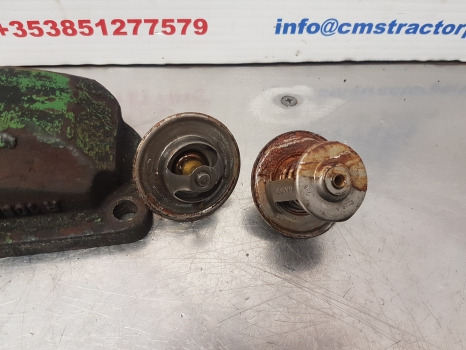John Deere 6200, 6000j, 6000l, 6820, 6920 Thermostat Housing R106821 - Termostat pre Poľnohospodárske stroje: obrázok 2 John Deere 6200, 6000j, 6000l, 6820, 6920 Thermostat Housing R106821 - Termostat pre Poľnohospodárske stroje: obrázok 2