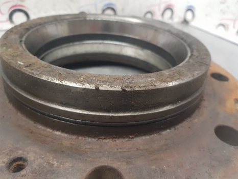 John Deere 6610 Deutz Zf Front Hub Bolt Plate L101713, 4475407037, 4475307037 - Náboj pre Traktor: obrázok 5 John Deere 6610 Deutz Zf Front Hub Bolt Plate L101713, 4475407037, 4475307037 - Náboj pre Traktor: obrázok 5