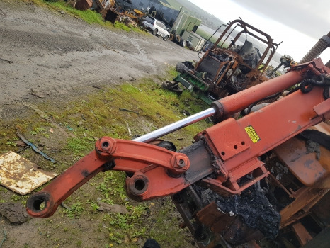 Kubota K 030 Digging Arm Complete, Telescopic Option - Výložník pre Pásové rýpadlo: obrázok 3 Kubota K 030 Digging Arm Complete, Telescopic Option - Výložník pre Pásové rýpadlo: obrázok 3