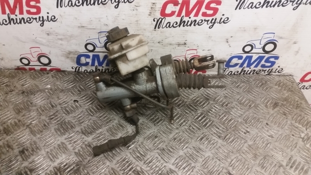 Landini Mythos Series 115 Brake Master Cylinders Kit 3666220m91 - Brzdový valec pre Traktor: obrázok 1 Landini Mythos Series 115 Brake Master Cylinders Kit 3666220m91 - Brzdový valec pre Traktor: obrázok 1