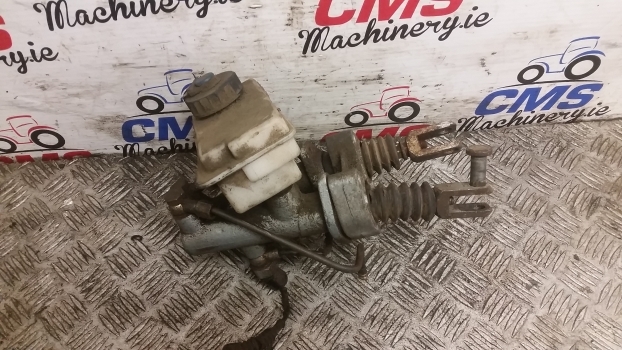 Landini Mythos Series 115 Brake Master Cylinders Kit 3666220m91 - Brzdový valec pre Traktor: obrázok 2 Landini Mythos Series 115 Brake Master Cylinders Kit 3666220m91 - Brzdový valec pre Traktor: obrázok 2