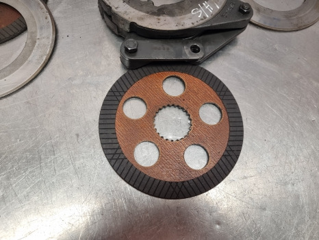Landini Vision Mithos, 105 Brake Actuator 3304634m91, 3308792m91, 6531756m91 - Diely bŕzd: obrázok 5 Landini Vision Mithos, 105 Brake Actuator 3304634m91, 3308792m91, 6531756m91 - Diely bŕzd: obrázok 5