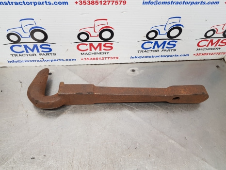 Massey Ferguson 135, 100, 300, 600 Pick Up Hitch Hook 886230m1 - Rám/ Podvozok: obrázok 1 Massey Ferguson 135, 100, 300, 600 Pick Up Hitch Hook 886230m1 - Rám/ Podvozok: obrázok 1