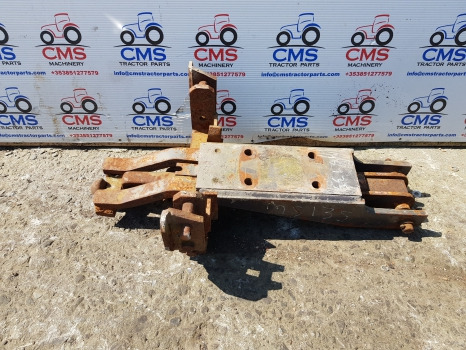 Massey Ferguson 135, 390, 690, 675 Pick Up Hitch Complete For Parts 886230m1 - Rám/ Podvozok: obrázok 2 Massey Ferguson 135, 390, 690, 675 Pick Up Hitch Complete For Parts 886230m1 - Rám/ Podvozok: obrázok 2