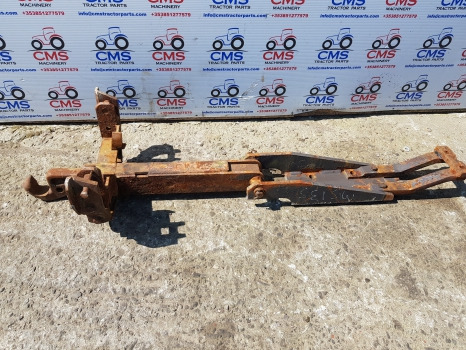 Massey Ferguson 135, 390, 690, 675 Pick Up Hitch Complete For Parts 886230m1 - Rám/ Podvozok: obrázok 5 Massey Ferguson 135, 390, 690, 675 Pick Up Hitch Complete For Parts 886230m1 - Rám/ Podvozok: obrázok 5