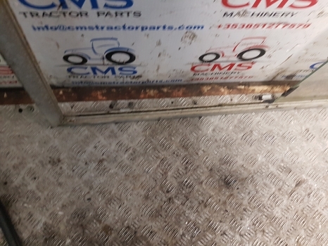 Massey Ferguson 50b Cab Side Window, Frame And 1 Glass 000000 - Okno a diely pre Rýpadlo-nakladač: obrázok 5 Massey Ferguson 50b Cab Side Window, Frame And 1 Glass 000000 - Okno a diely pre Rýpadlo-nakladač: obrázok 5