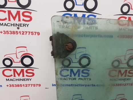 Massey Ferguson 690, 698, 699 Cab Side Window Glass Tg1249, 3302705m4, 3301819m1 - Okno a diely: obrázok 3 Massey Ferguson 690, 698, 699 Cab Side Window Glass Tg1249, 3302705m4, 3301819m1 - Okno a diely: obrázok 3