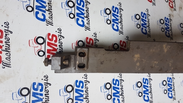 Massey Ferguson 8150 Left Hand Side Reinforcement Chassis Rail 3619809m5 - Rám/ Podvozok pre Traktor: obrázok 2 Massey Ferguson 8150 Left Hand Side Reinforcement Chassis Rail 3619809m5 - Rám/ Podvozok pre Traktor: obrázok 2