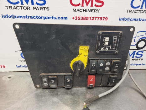 Massey Ferguson 9306, 9407, Control Panel Assy 3972692m1, 3973055m1 - Kabína a interiér: obrázok 2 Massey Ferguson 9306, 9407, Control Panel Assy 3972692m1, 3973055m1 - Kabína a interiér: obrázok 2
