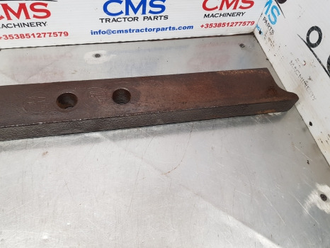 Massey Ferguson699, 698, 300 , 600series,pick Up Hitch Hook 1666857m93 - Rám/ Podvozok: obrázok 3 Massey Ferguson699, 698, 300 , 600series,pick Up Hitch Hook 1666857m93 - Rám/ Podvozok: obrázok 3