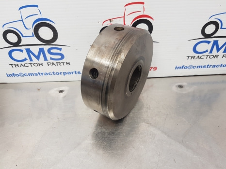New Holland Case Fiat 8160, Tm, Mxm, 60, M Series Clutch Housing Assy E 5167836 - Spojka a diely: obrázok 3 New Holland Case Fiat 8160, Tm, Mxm, 60, M Series Clutch Housing Assy E 5167836 - Spojka a diely: obrázok 3