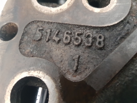 New Holland Case Hydraulic Auxiliary Valve Slice 5146538, 47135697, 87396804 - Hydraulický ventil pre Traktor: obrázok 3 New Holland Case Hydraulic Auxiliary Valve Slice 5146538, 47135697, 87396804 - Hydraulický ventil pre Traktor: obrázok 3
