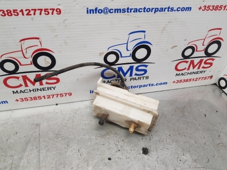 New Holland Case T6, T7, Maxxum, Puma T7.200 Brake Fluid Reservoir 84154075 - Brzdový valec pre Poľnohospodárske stroje: obrázok 1 New Holland Case T6, T7, Maxxum, Puma T7.200 Brake Fluid Reservoir 84154075 - Brzdový valec pre Poľnohospodárske stroje: obrázok 1