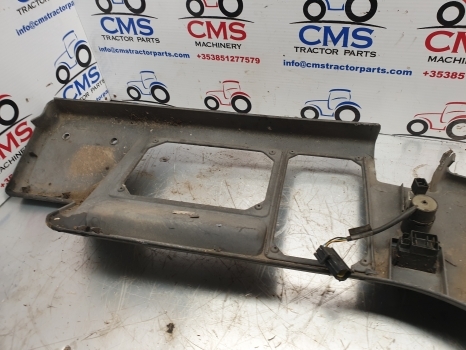 Kabína a interiér pre Traktor New Holland Fiat 60, M And Tm Series Right Hand Side Panel 82003608: obrázok 6