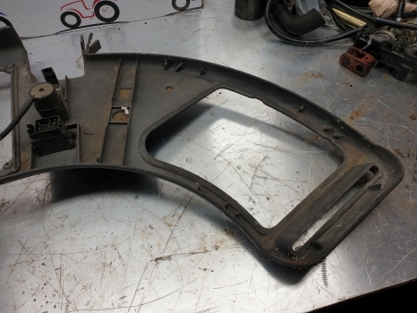 Kabína a interiér pre Traktor New Holland Fiat 60, M And Tm Series Right Hand Side Panel 82003608: obrázok 7