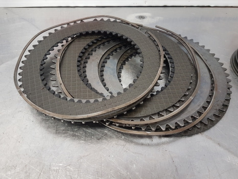 New Holland T5.95, T4, T5, Tl Transmission Clutch Disc Kit 87534848, 87547943 - Lamela spojky pre Traktor: obrázok 2 New Holland T5.95, T4, T5, Tl Transmission Clutch Disc Kit 87534848, 87547943 - Lamela spojky pre Traktor: obrázok 2