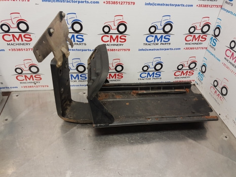 New Holland T5.95, T5, Case Battery Tray, Support 84535790, 84535783, 84536561 - Akumulátor pre Poľnohospodárske stroje: obrázok 1 New Holland T5.95, T5, Case Battery Tray, Support 84535790, 84535783, 84536561 - Akumulátor pre Poľnohospodárske stroje: obrázok 1