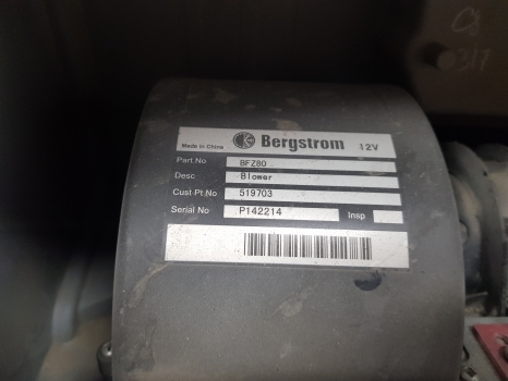 New Holland T6, T7, T6000 Series T7.200 Cab Fan Blower Unit 87651401, 87651402 - Ventilátor kúrenia pre Traktor: obrázok 2 New Holland T6, T7, T6000 Series T7.200 Cab Fan Blower Unit 87651401, 87651402 - Ventilátor kúrenia pre Traktor: obrázok 2