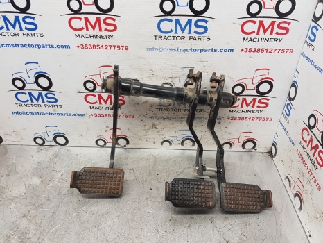 New Holland T6, T7, Tsa Brake, Clutch Pedal Kit 87547108, 87547109, 87566904 - Spojka a diely pre Poľnohospodárske stroje: obrázok 2 New Holland T6, T7, Tsa Brake, Clutch Pedal Kit 87547108, 87547109, 87566904 - Spojka a diely pre Poľnohospodárske stroje: obrázok 2