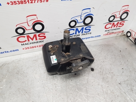 New Holland T6000, T7, T7000 Series T7040 Display Monitor 84209479, 47585461 - Palubná doska pre Traktor: obrázok 3 New Holland T6000, T7, T7000 Series T7040 Display Monitor 84209479, 47585461 - Palubná doska pre Traktor: obrázok 3