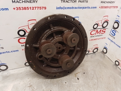 New Holland T6030, T6050, T6050 Front Axle Hub Plate Hat 87330329, 87681965 - Náboj pre Traktor: obrázok 5 New Holland T6030, T6050, T6050 Front Axle Hub Plate Hat 87330329, 87681965 - Náboj pre Traktor: obrázok 5