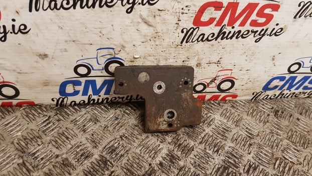 New Holland T7, Tm, T7000, Tm7000 Ser. Tm130 Hydraulic Valve End Section 5195157 - Hydraulický ventil pre Traktor: obrázok 2 New Holland T7, Tm, T7000, Tm7000 Ser. Tm130 Hydraulic Valve End Section 5195157 - Hydraulický ventil pre Traktor: obrázok 2