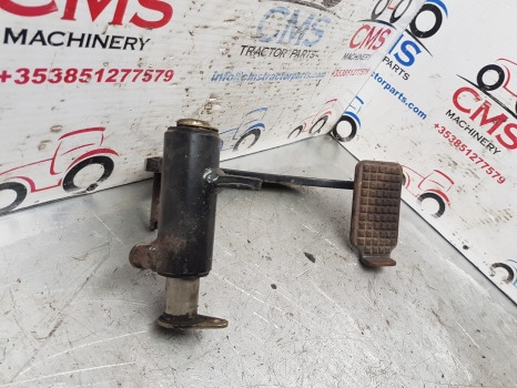 New Holland Tm, 60 Fiat M, Case Mxm Tm140 Clutch Pedal Assy 82000797, 82030041 - Spojka a diely pre Poľnohospodárske stroje: obrázok 3 New Holland Tm, 60 Fiat M, Case Mxm Tm140 Clutch Pedal Assy 82000797, 82030041 - Spojka a diely pre Poľnohospodárske stroje: obrázok 3
