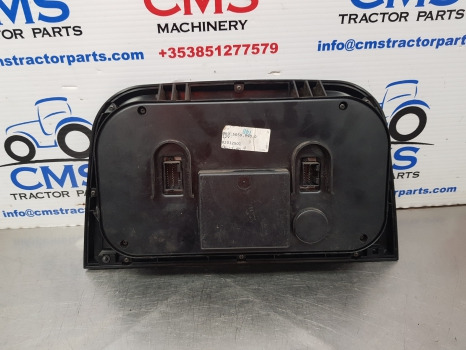New Holland Tm, Tm135 Series Instrument Cluster, Clocks 82012501, 82007802 - Elektrický systém: obrázok 3 New Holland Tm, Tm135 Series Instrument Cluster, Clocks 82012501, 82007802 - Elektrický systém: obrázok 3