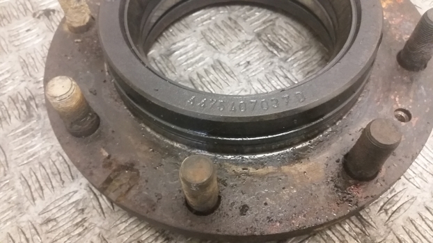Same, Lamborghini Deutz Agrotron 150 Mk3 Front Axle Hub 04415114, 4475407037 - Náboj pre Traktor: obrázok 5 Same, Lamborghini Deutz Agrotron 150 Mk3 Front Axle Hub 04415114, 4475407037 - Náboj pre Traktor: obrázok 5