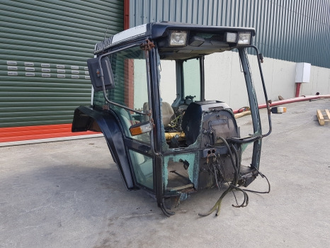 Valmet 8550e, 8150e, 8000 E, Hi Series Complete Cab As Pictures V32569420 - Kabína: obrázok 2 Valmet 8550e, 8150e, 8000 E, Hi Series Complete Cab As Pictures V32569420 - Kabína: obrázok 2