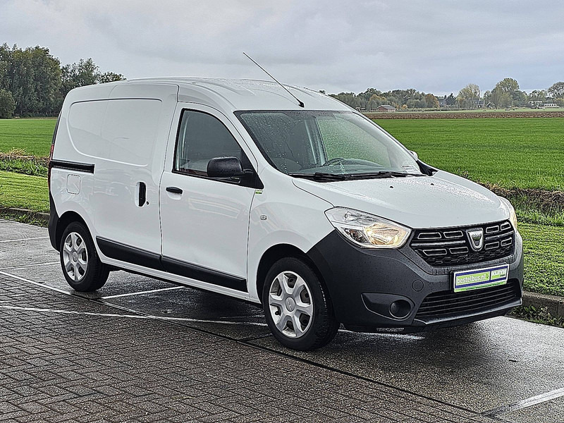 Dacia Dokker 1.5 L1 Airco Navi Euro6 - Dodávka skriňová nadstavba: obrázok 4 Dacia Dokker 1.5 L1 Airco Navi Euro6 - Dodávka skriňová nadstavba: obrázok 4