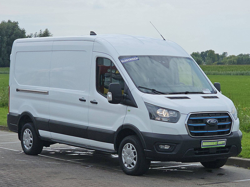 Ford E-Transit 68 Kwh elektrisch - Furgon, Elektrická dodávka: obrázok 4 Ford E-Transit 68 Kwh elektrisch - Furgon, Elektrická dodávka: obrázok 4