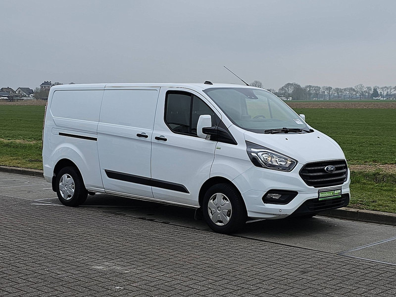 Ford Transit Custom L2H1 Navi Euro6 - Malá dodávka: obrázok 4 Ford Transit Custom L2H1 Navi Euro6 - Malá dodávka: obrázok 4