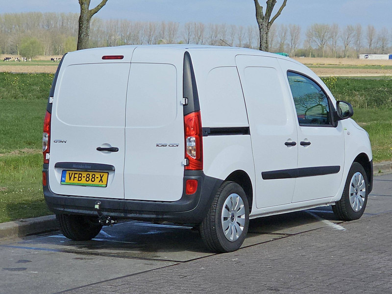 Mercedes-Benz Citan 108 CDI AC 17 dkm.!!! - Dodávka skriňová nadstavba: obrázok 3 Mercedes-Benz Citan 108 CDI AC 17 dkm.!!! - Dodávka skriňová nadstavba: obrázok 3
