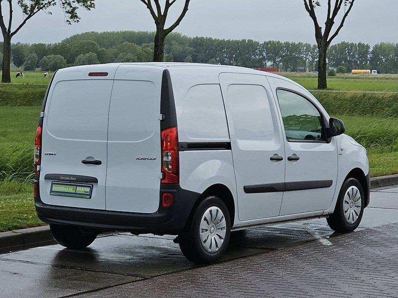 Mercedes-Benz Citan 109 CDI LONG PRO - Dodávka skriňová nadstavba: obrázok 3 Mercedes-Benz Citan 109 CDI LONG PRO - Dodávka skriňová nadstavba: obrázok 3